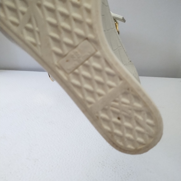 GIUSEPPE ZANOTTI  FASHIONABLE SNEAKERS - Picture 16 of 16